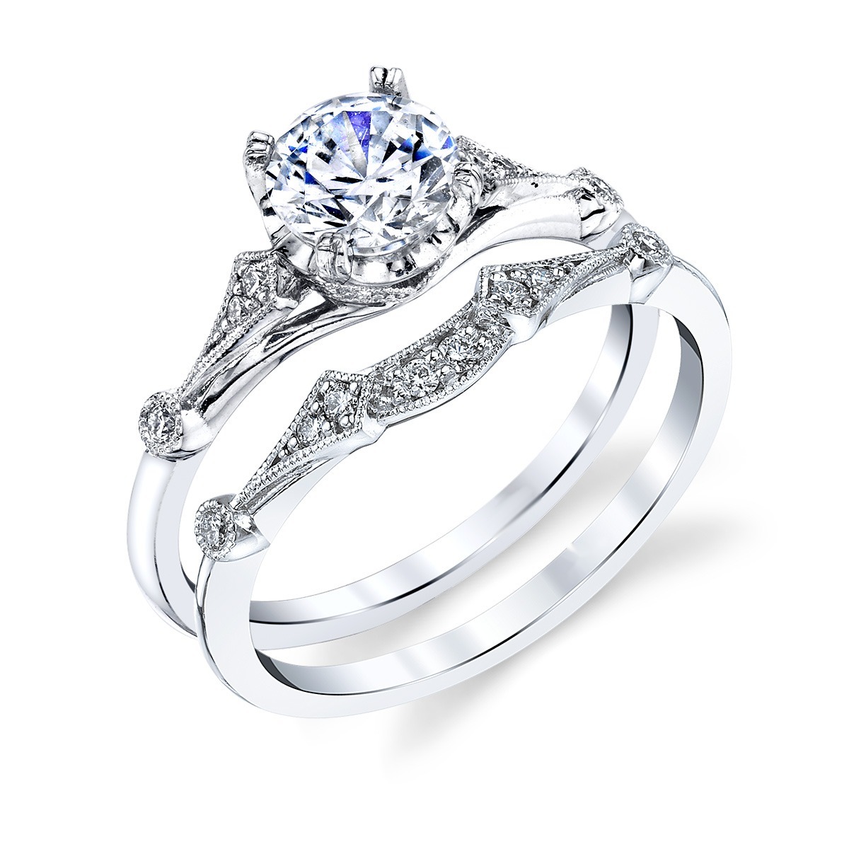 The ring with its matching band