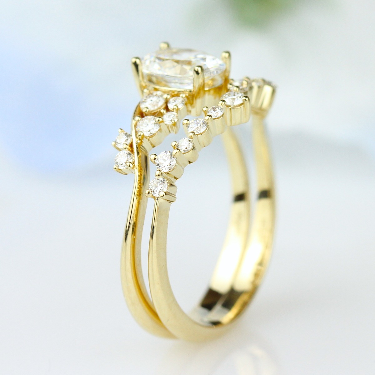 The ring with its matching band
